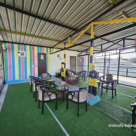 The Bunkk Inn Hotel & Restaurant Mussoorie Esterno foto