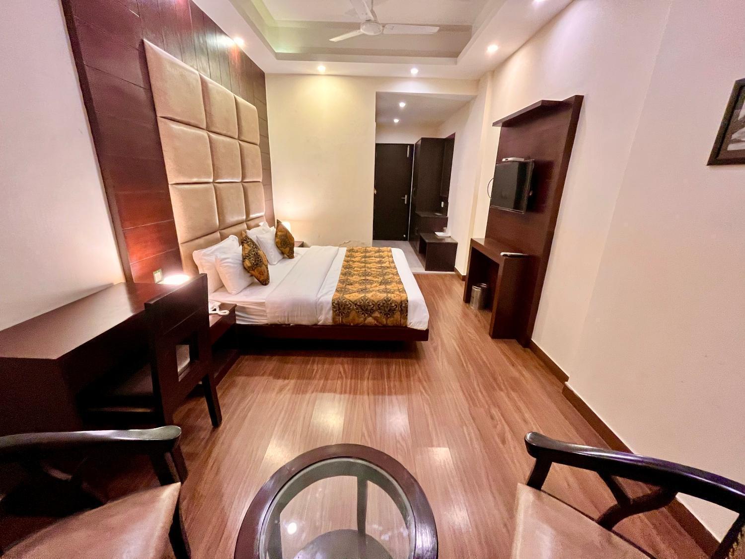 The Bunkk Inn Hotel & Restaurant Mussoorie Esterno foto
