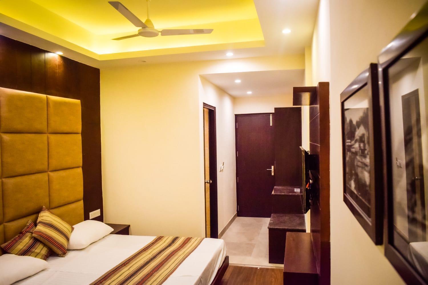 The Bunkk Inn Hotel & Restaurant Mussoorie Esterno foto