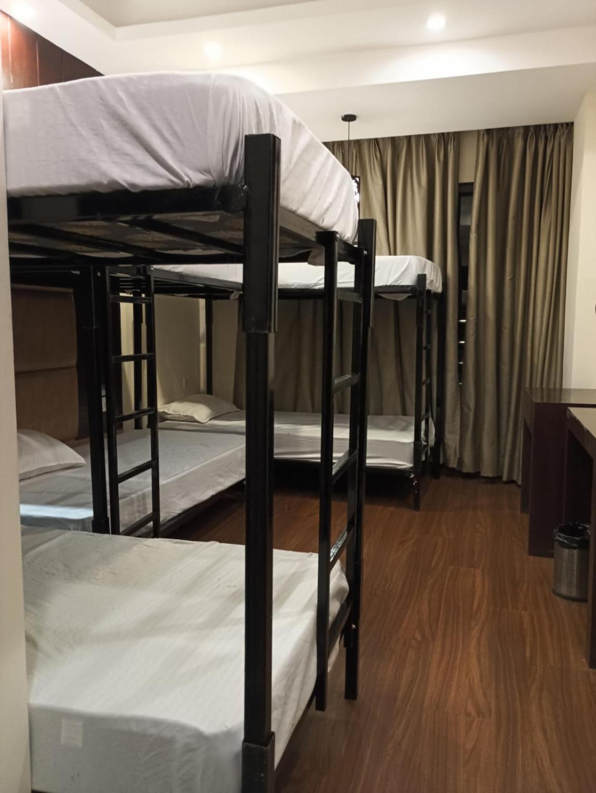 The Bunkk Inn Hotel & Restaurant Mussoorie Esterno foto
